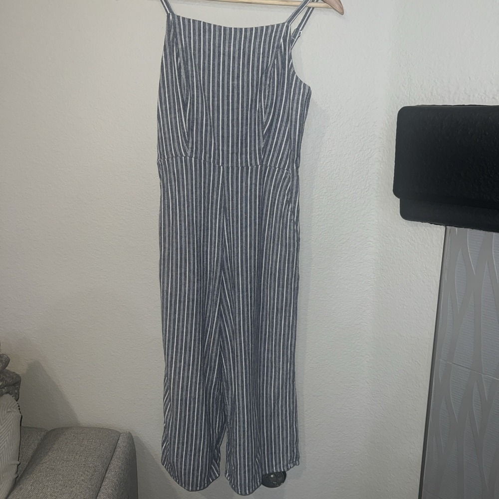 Old Navy BLUE/WHITE Striped Romper Jumpsuit Outfit Nautical Smocked XS